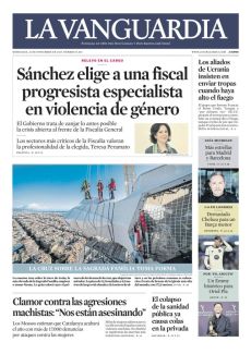 LA CRUZ SOBRE LA SAGRADA FAMÍLIA TOMA FORMA